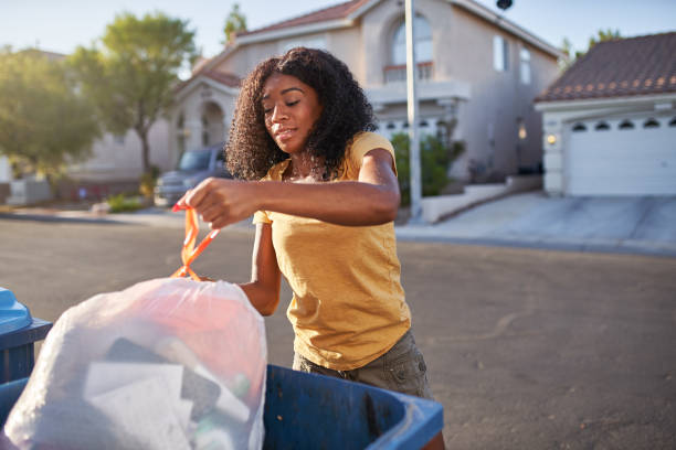 Best Construction Debris Removal  in Union City, MI